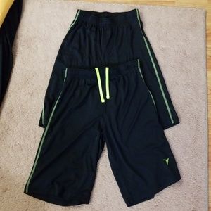 Old Navy active shorts, boys XL